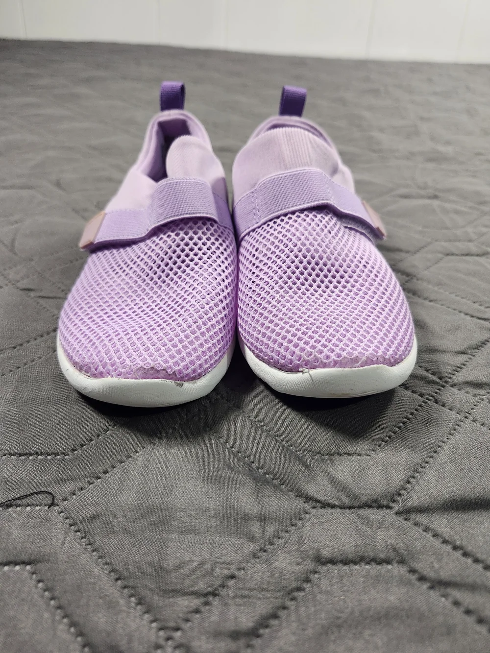 Kids Lavender Slip-On Mesh Sneakers
